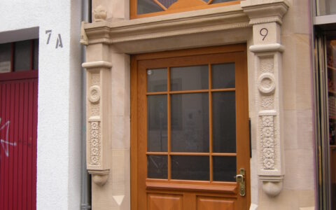 Haustür mit Oberlicht
